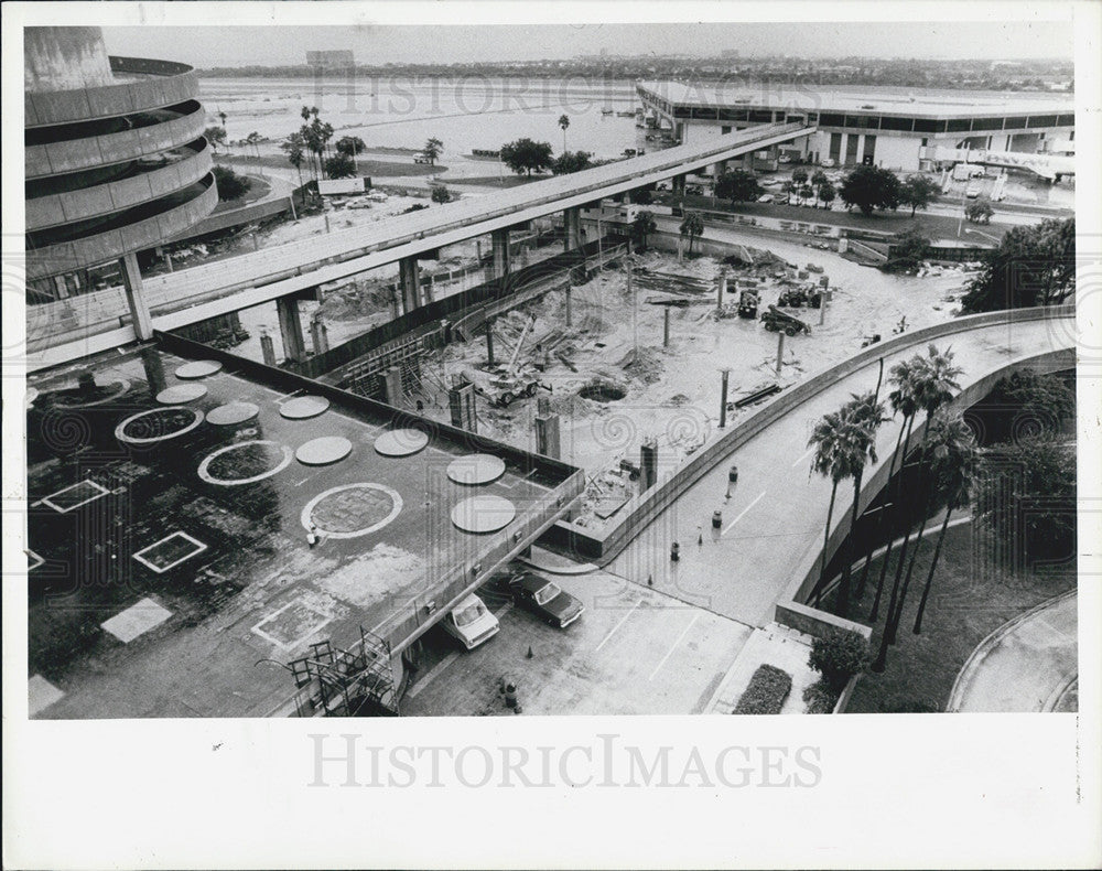 1986 Press Photo of construction work at Tampa International Airport - Historic Images