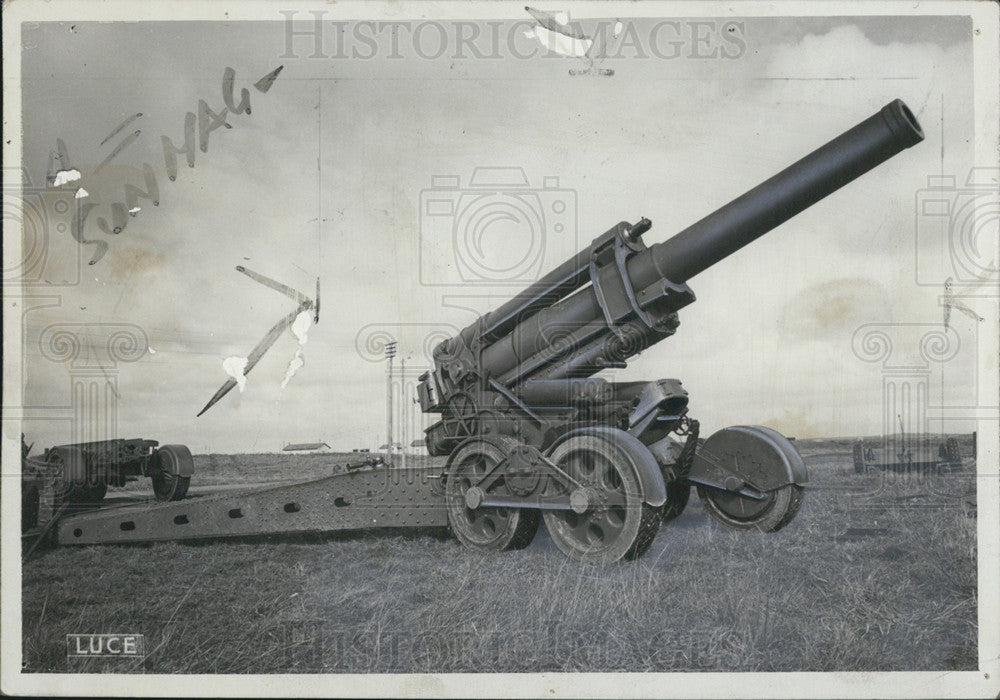 1940 Press Photo 220 mm howitzer built by Ansaldo near Milan, Italy - Historic Images