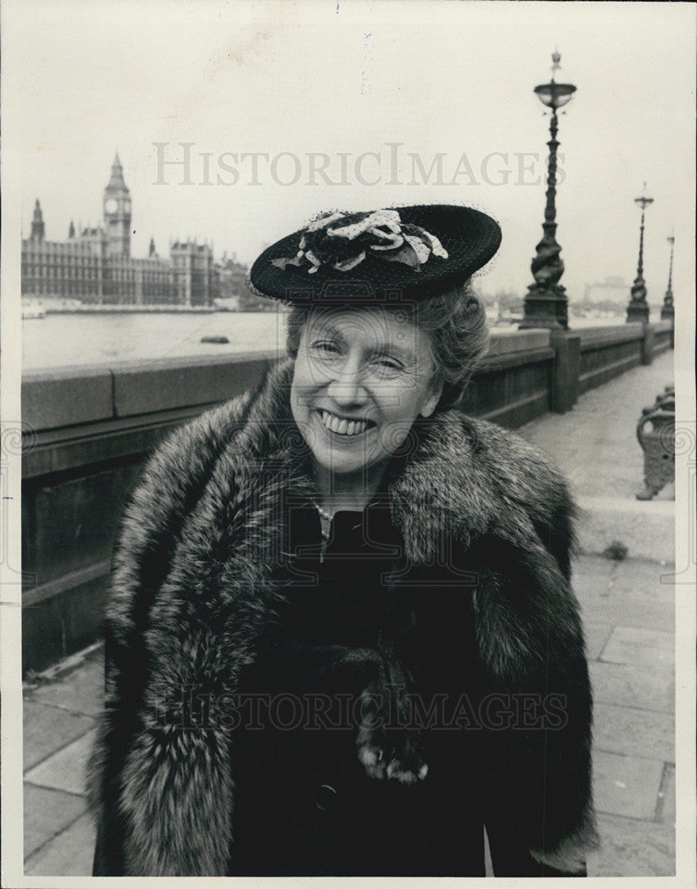 1982 Press Photo Jean Stapleton to portray Eleanor Roosevelt in &quot;Eleanor&quot; - Historic Images