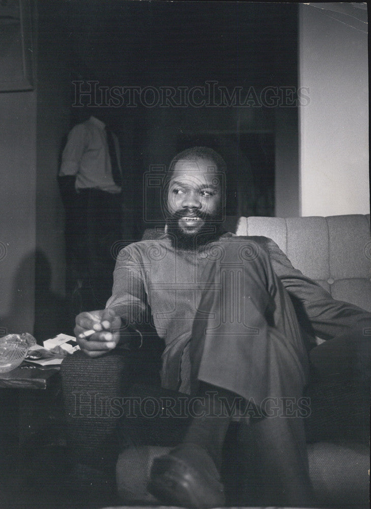 1968 Press Photo Lt. Col.  Odumegwu Ojukwu at his home - Historic Images