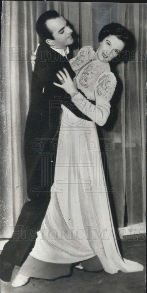 1939 Press Photo Mrs Frederic McLaughlin, Dancer - Historic Images