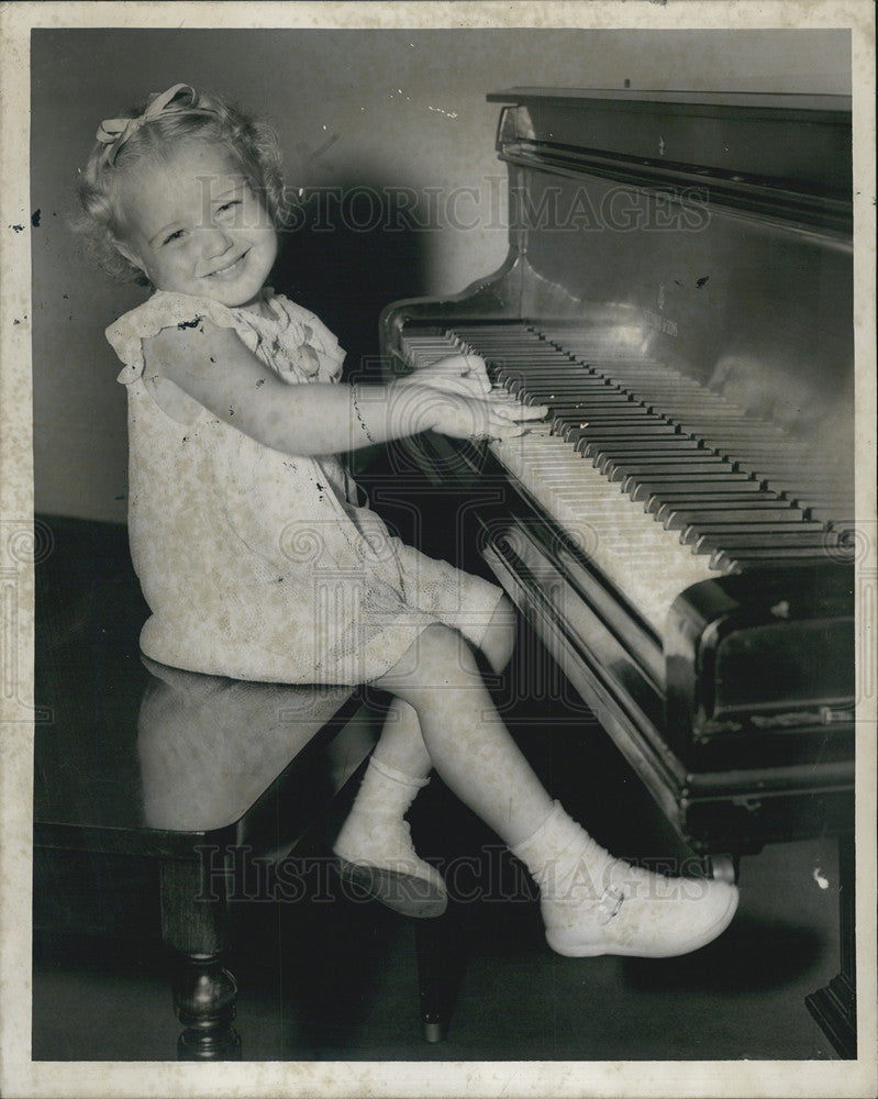 1946 Press Photo Marlea Nole - Historic Images