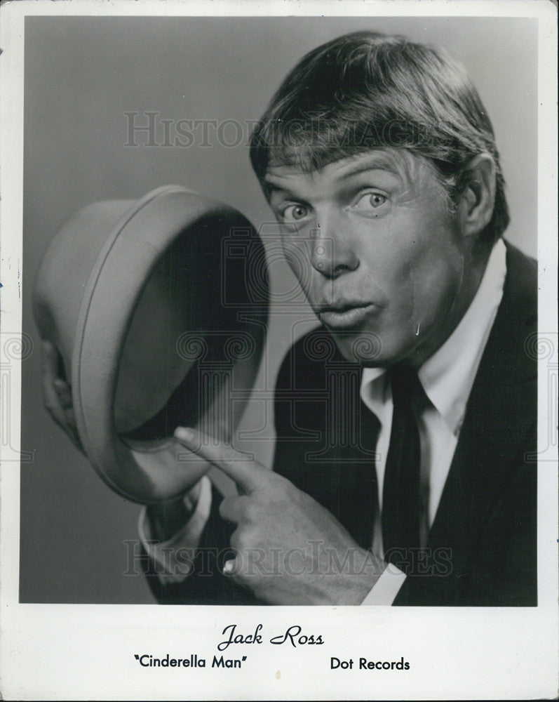 1965 Press Photo Jack Ross, comedian entertainer - Historic Images