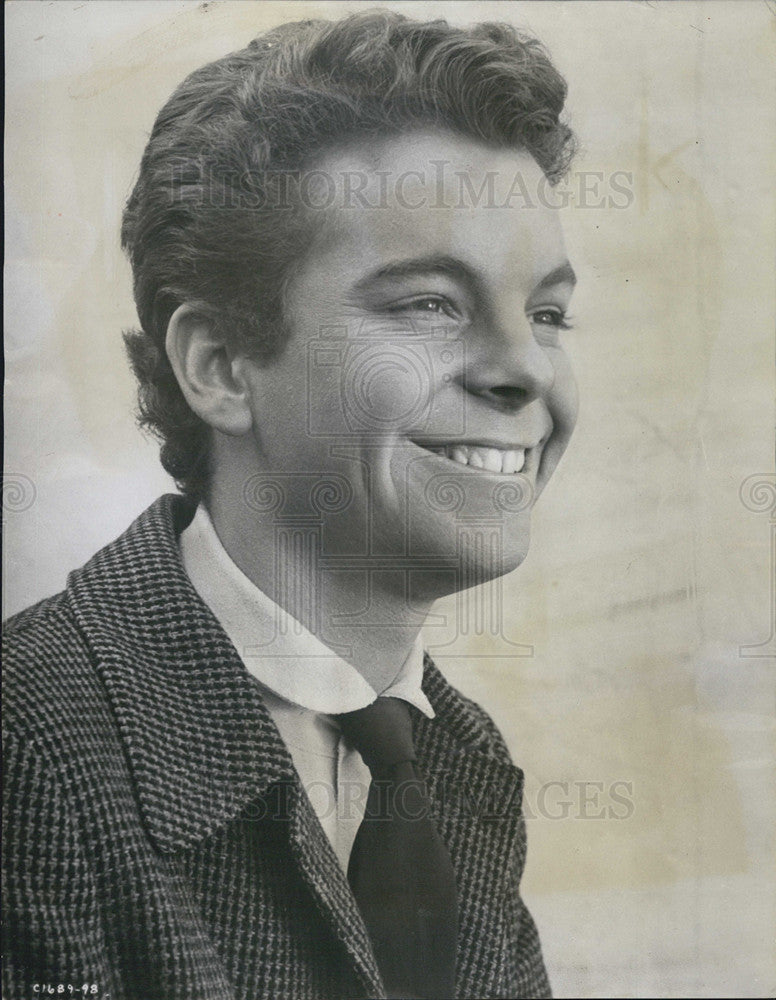 1956 Press Photo Russ Tamblyn stars in &quot;Fastest Gun Alive.&quot; - Historic Images