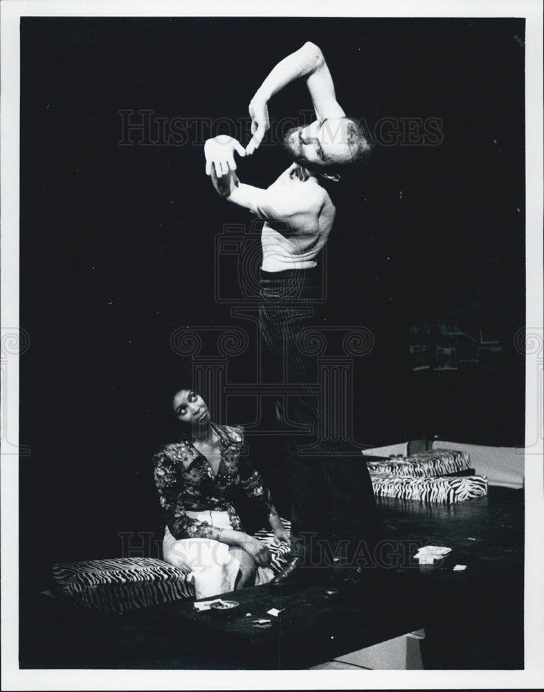 Press Photo Carolyn Jackson &amp; J Pat Miller in the Play &quot;AC/DC&#39; - Historic Images