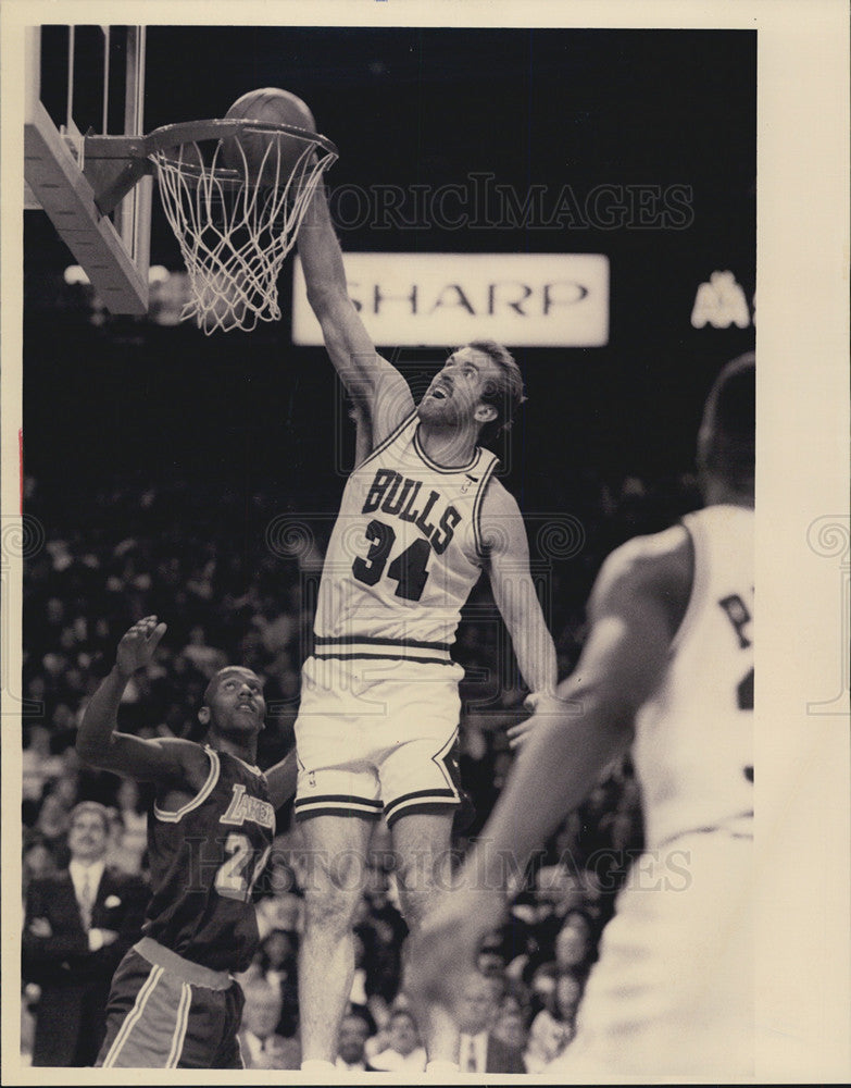 1994 Press Photo Chicago Bulls vs Los Angelaes Lakers Bill Wennington - Historic Images