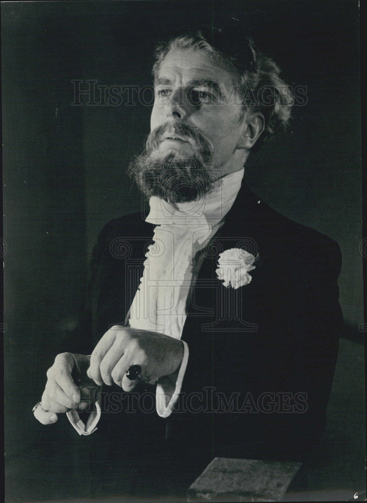 1970 Press Photo Emlyn Williams, British Actor - Historic Images