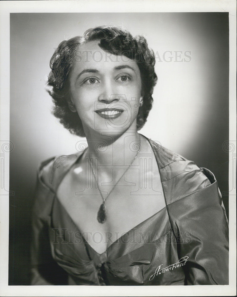 1953 Press Photo Singer Maud Nosler - Historic Images