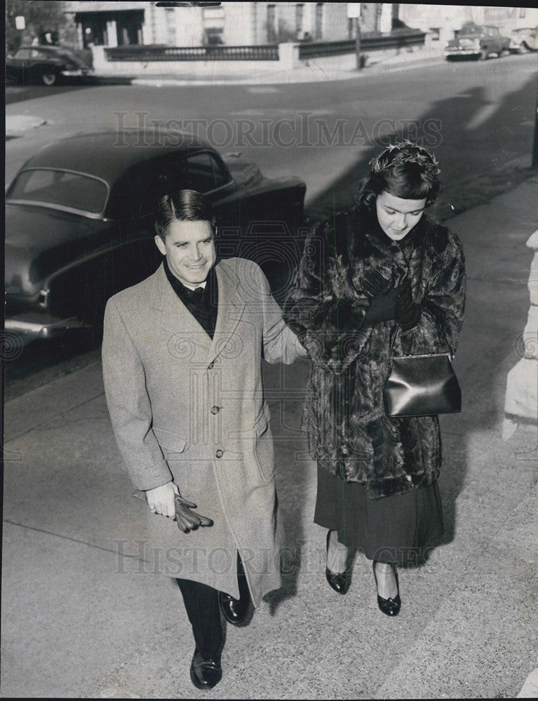 1965 Press Photo Thanksgiving Day Services Mr &amp; Mrs John Millington Attending - Historic Images