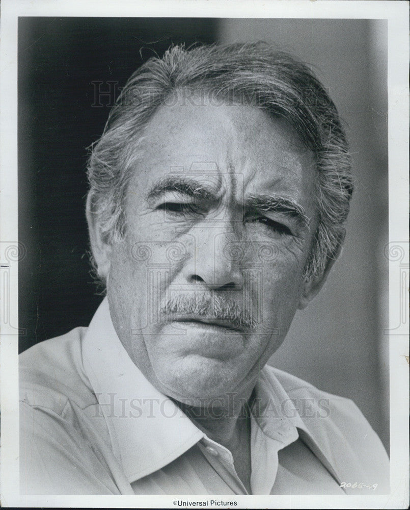 1976 Press Photo Anthony Quinn Actor the Don is Dead - Historic Images