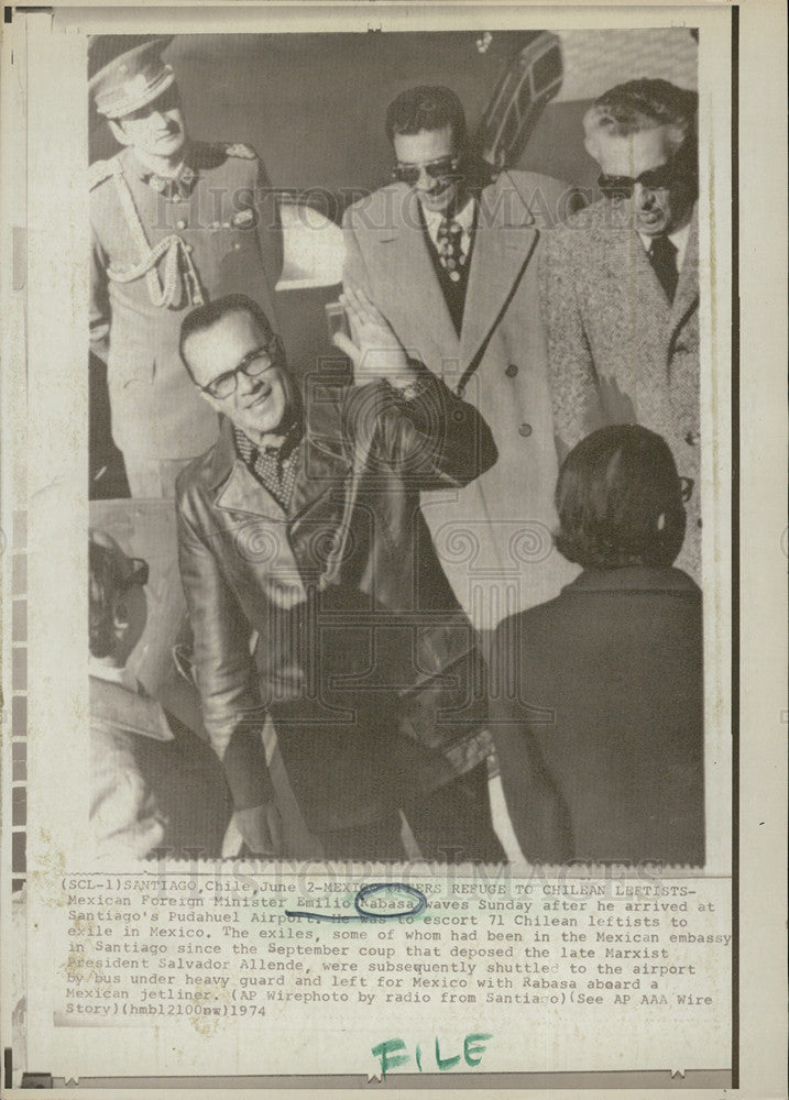 1974 Press Photo Mexican  Foreign Minister Emilio Kabasa arrived. - Historic Images