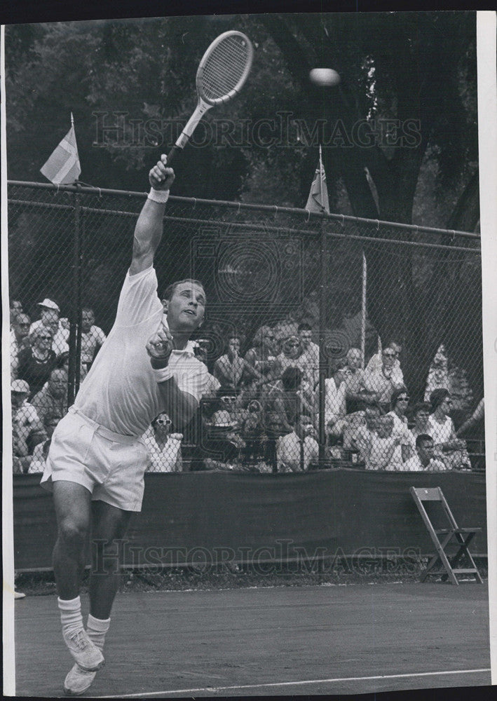 Press Photo Chuck McKinley at Clay Courts semifinal - Historic Images