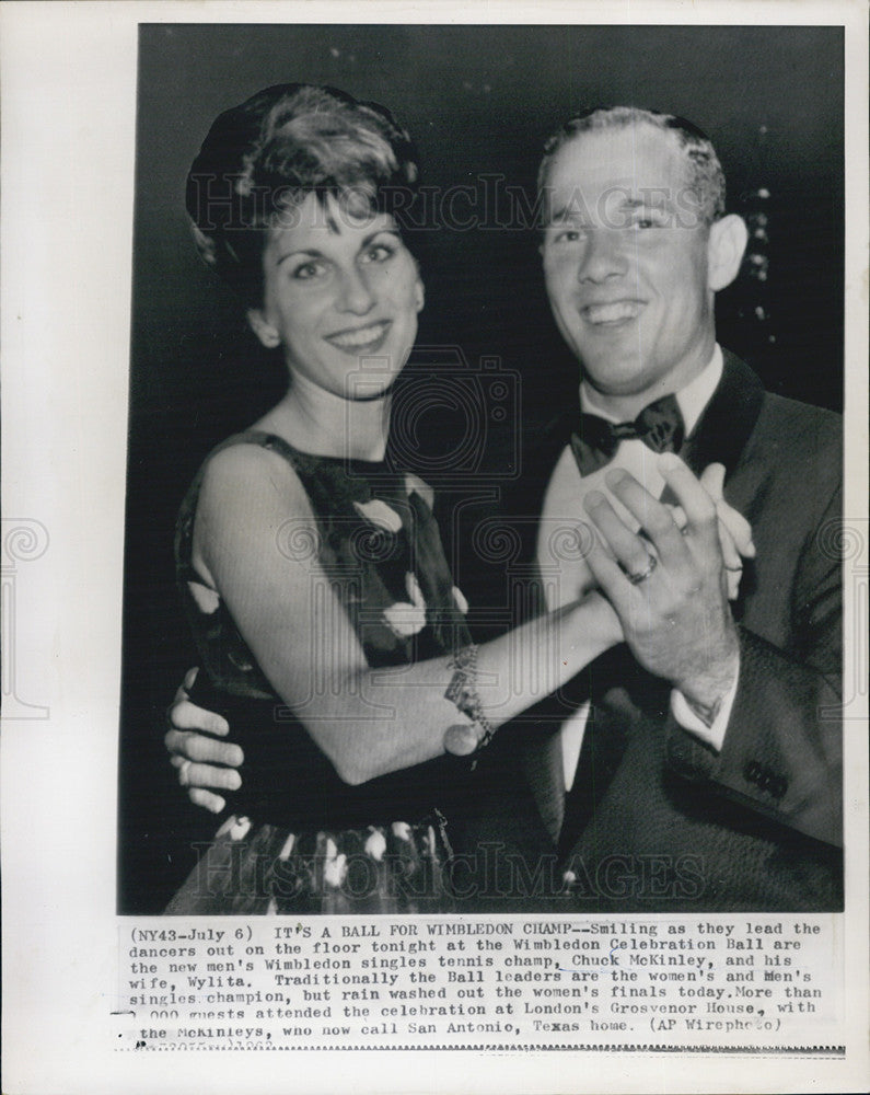 1963 Press Photo Chuck McKinley and his wife, Wylita - Historic Images