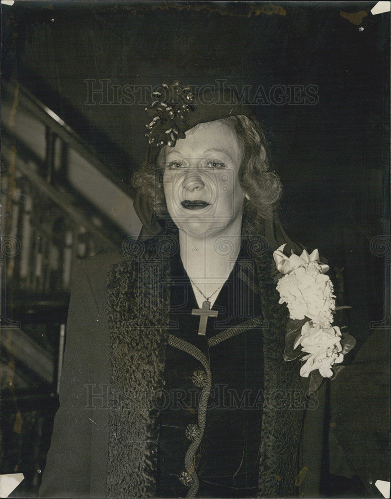 1944Press Photo Mrs Alice Rand De Tarnowsky McIntosh, going to court for divorce - Historic Images