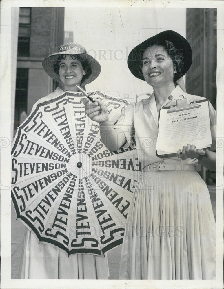 1960 Press Photo Aline Koplin and Joann Komlos rallying support for Stevenson - Historic Images