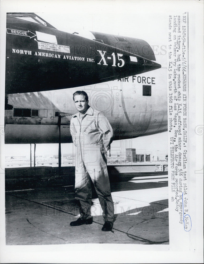 1960 Press Photo John McKay Pilot - Historic Images