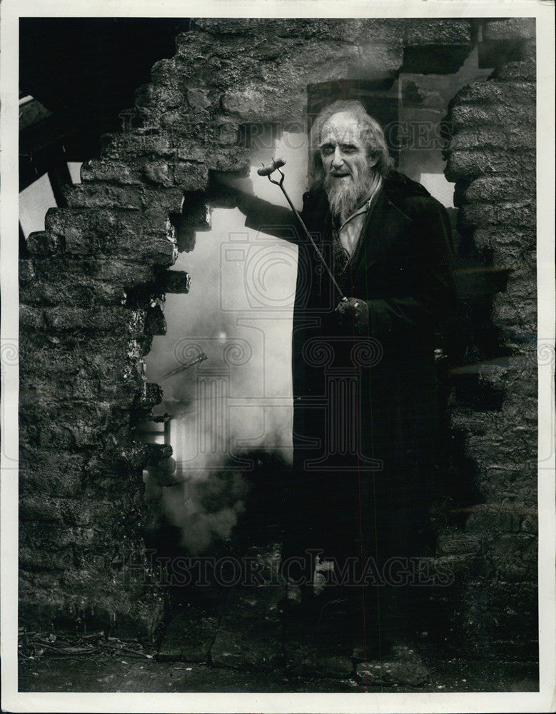 1969 Press Photo Ron Moody an English actor. - Historic Images