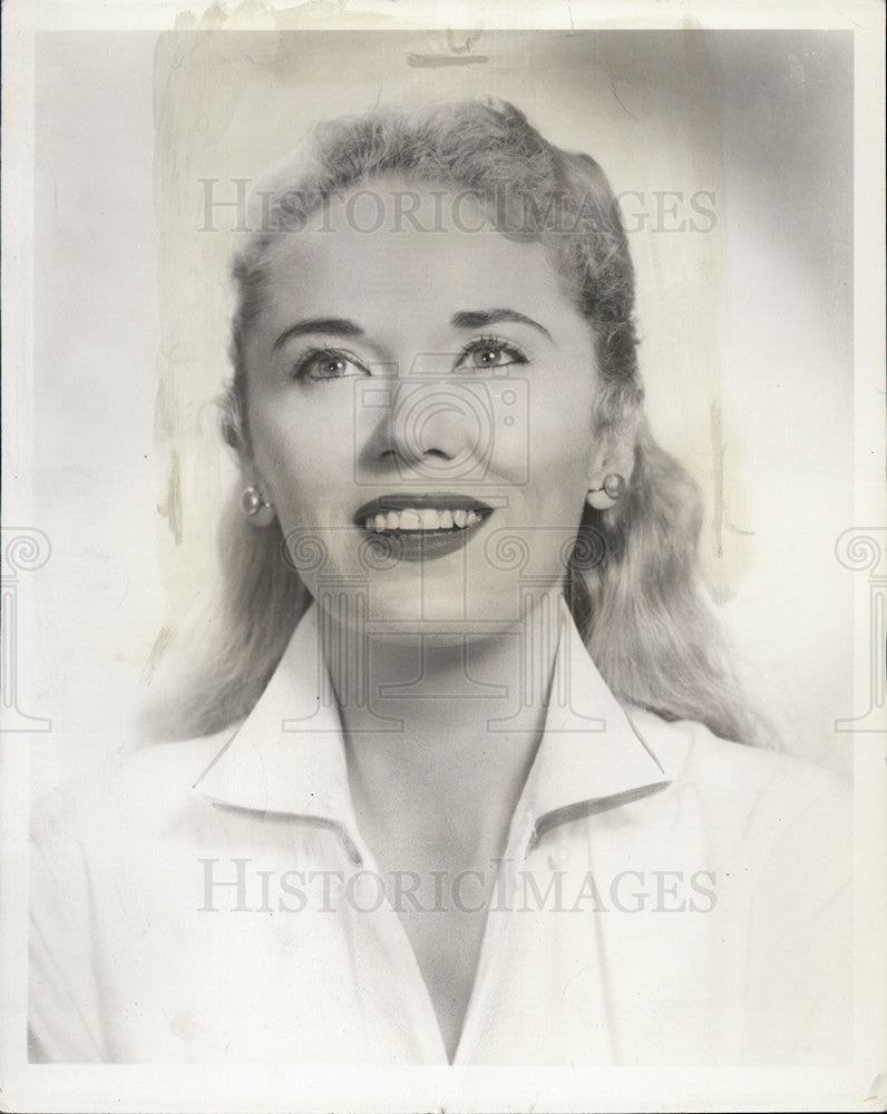 1959 Press Photo Grace Olsen is featured with Alian Jones in &quot;Showboat&quot; - Historic Images