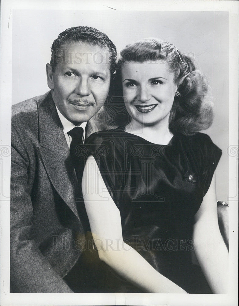 1947 Press Photo Actor Roger Pryor and Actress Shirley Mitchell - Historic Images