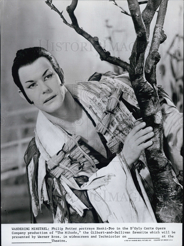 1967 Press Photo Philip Potter stars in &quot;The Mikado&quot; - Historic Images