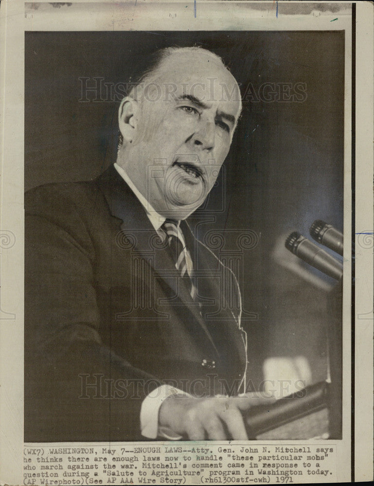 1971 Press Photo Attorney General John N. Mitchell - Historic Images