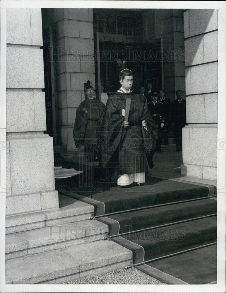 1955 Press Photo Japan&#39;s Prince Yoshi in ceremonial robes - Historic Images