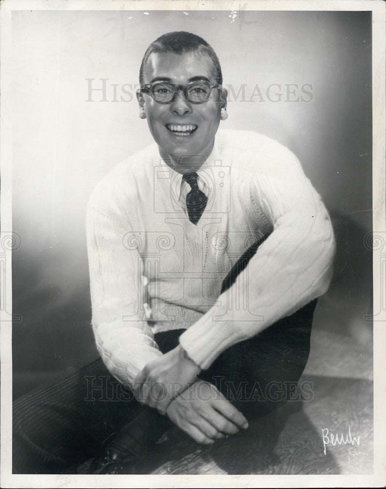 1952 Press Photo Russell Nype singer Edgewater - Historic Images