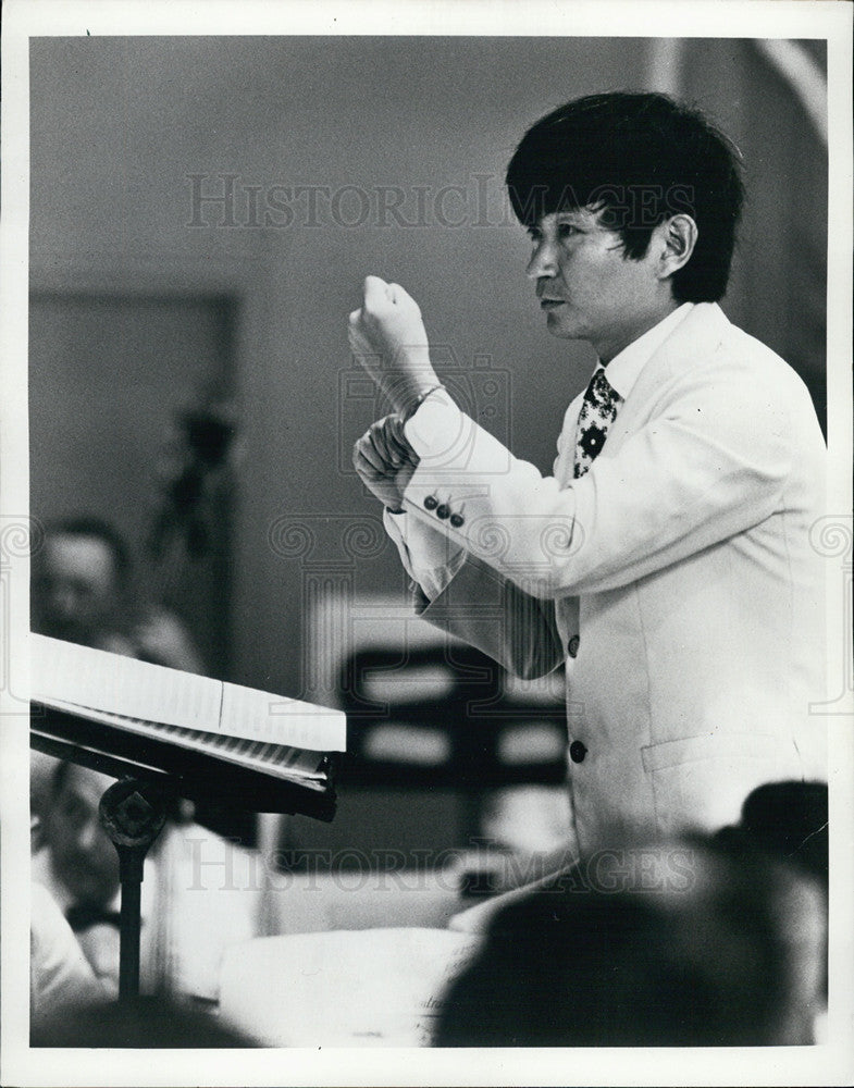 1968 Press Photo Seiji Ozawa Symphony Orchestra - Historic Images