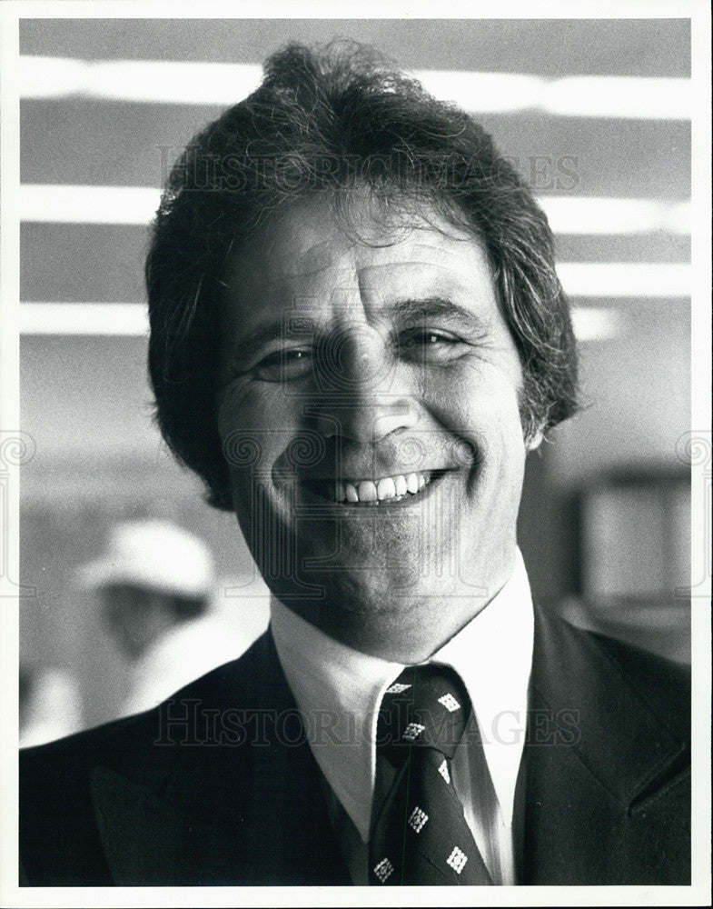 1978 Press Photo Phil Rossi,A Chicago cop who is a styand up comic - Historic Images