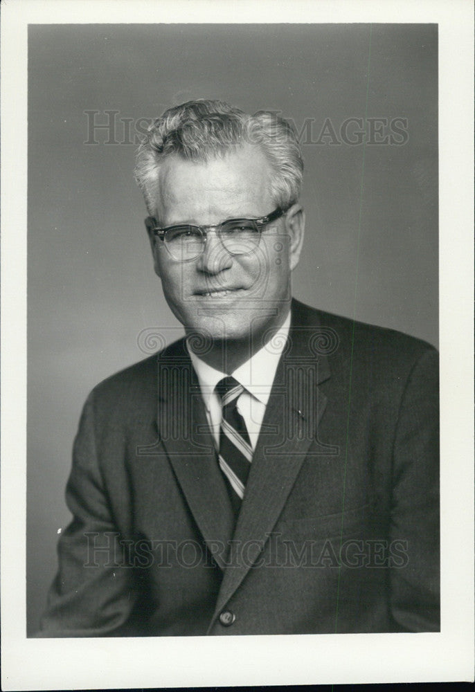 1965 Press Photo Rev. Albert C. Ronander, The United Church of Christ. - Historic Images