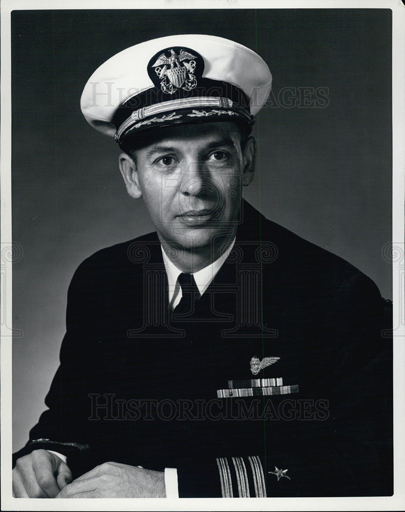 1959 Press Photo Malcolm D. Ross, Navy Research. - Historic Images