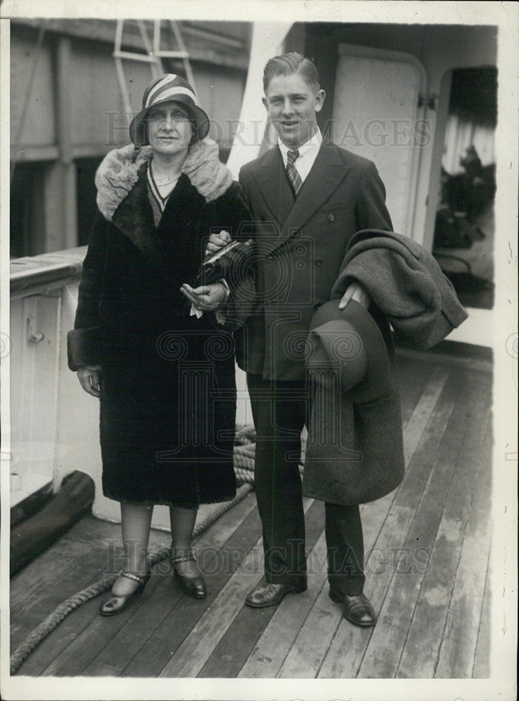1929 Press Photo Nellie Taylor Ross, and son Bradford Ross, return from Europe. - Historic Images