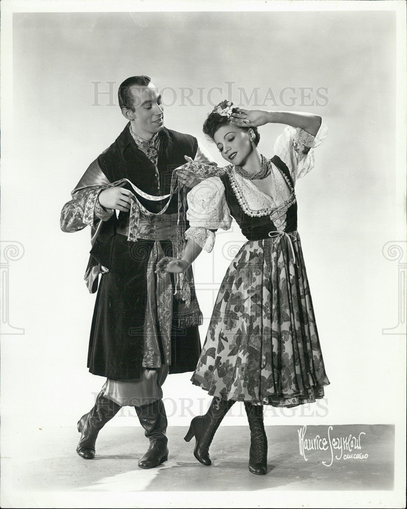 Press Photo &quot;The Rossillianos&quot; entertainers - Historic Images