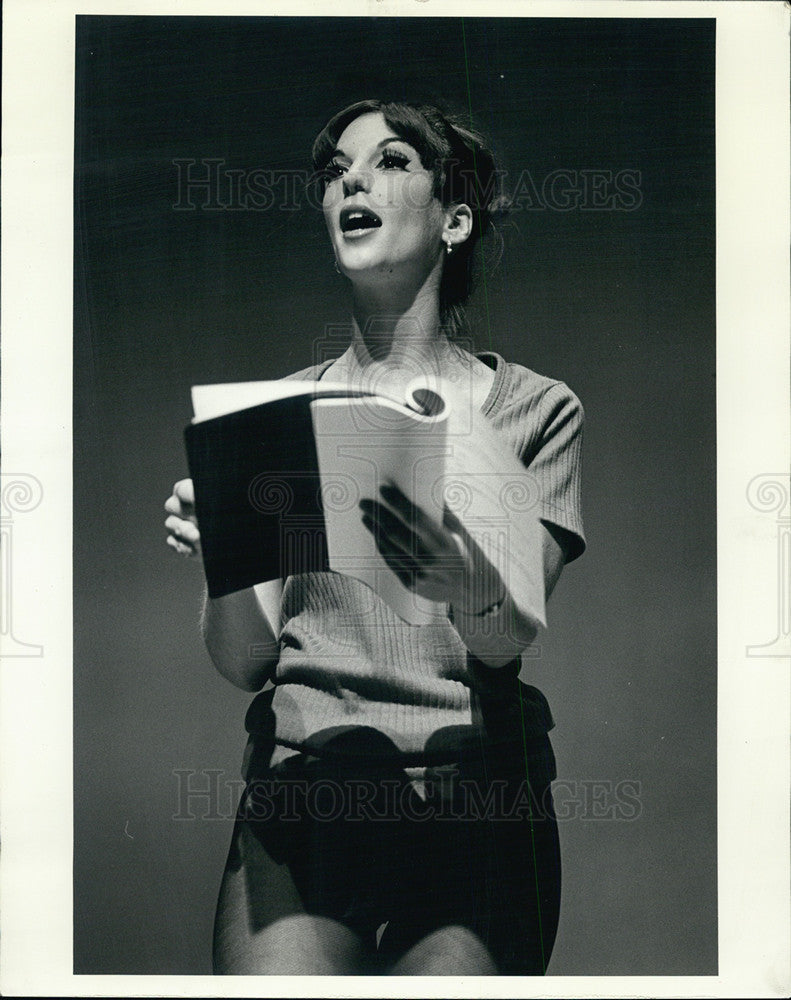 1965 Press Photo Barbara Rubenstein &quot;Hip Happening&quot; - Historic Images