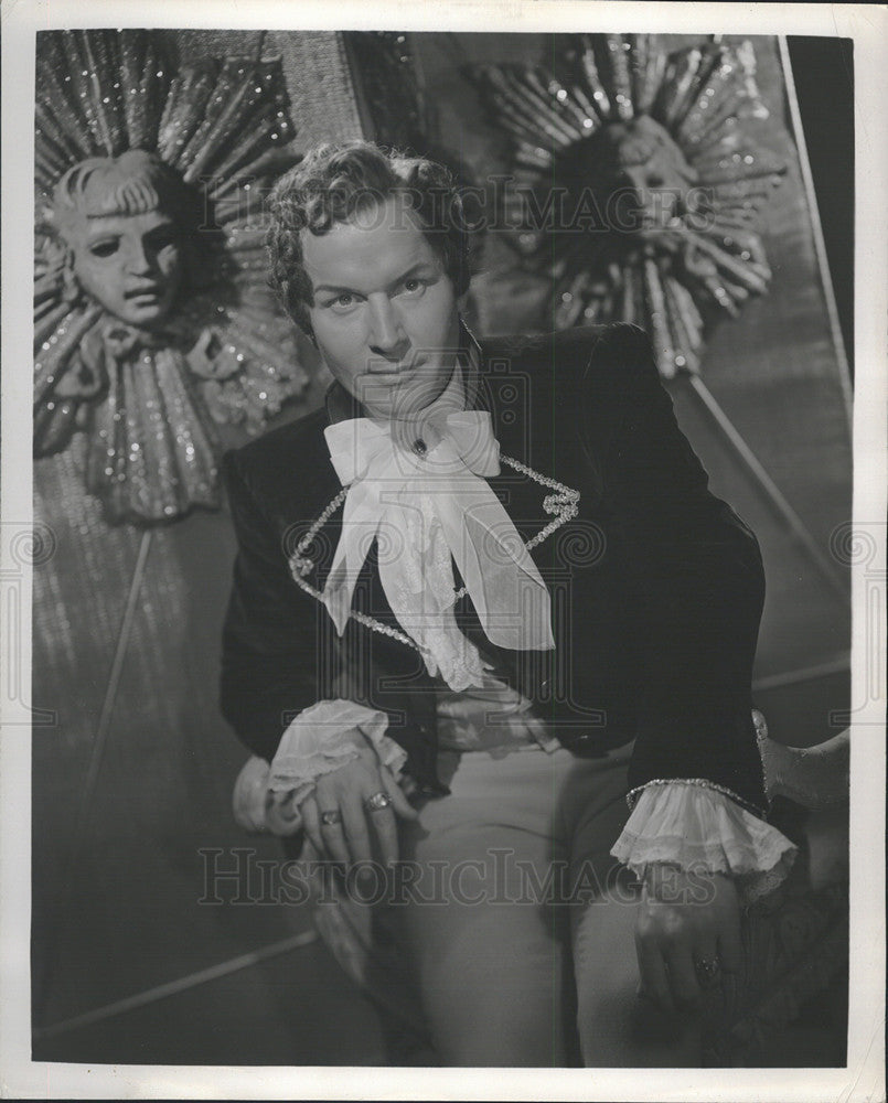 1951 Press Photo Robert Rounseville on &quot;The Tales of Hoffman&quot; - Historic Images