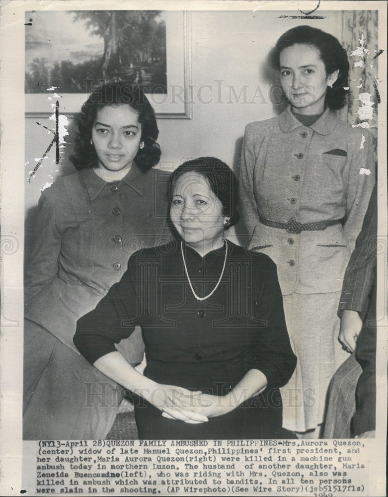 1949 Press Photo Mrs. Aurora Quezon, daughter Maria Aurora - Historic Images