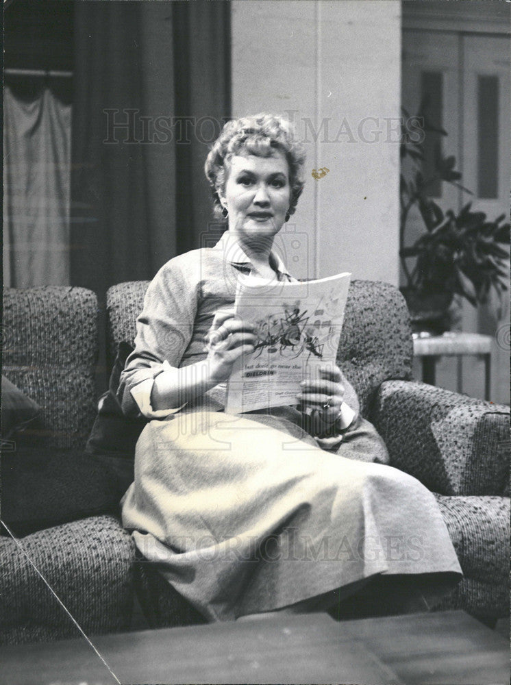 1954 Press Photo Bibi Osterwald in &quot;The Day the Diner Closed&quot; - Historic Images