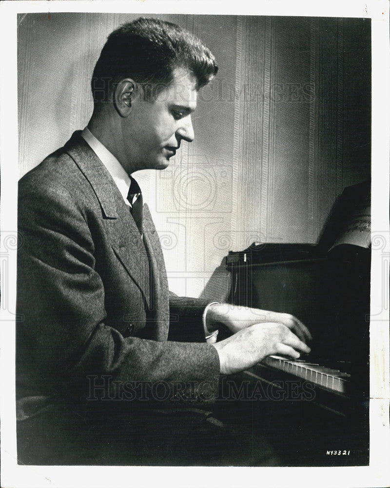 1958 Press Photo Eugene List Pianist - Historic Images