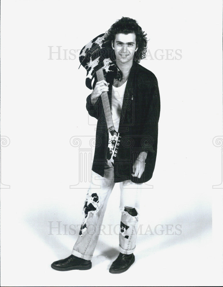 1990 Press Photo Dweezil Zappa on &quot;Normal Life&quot; - Historic Images