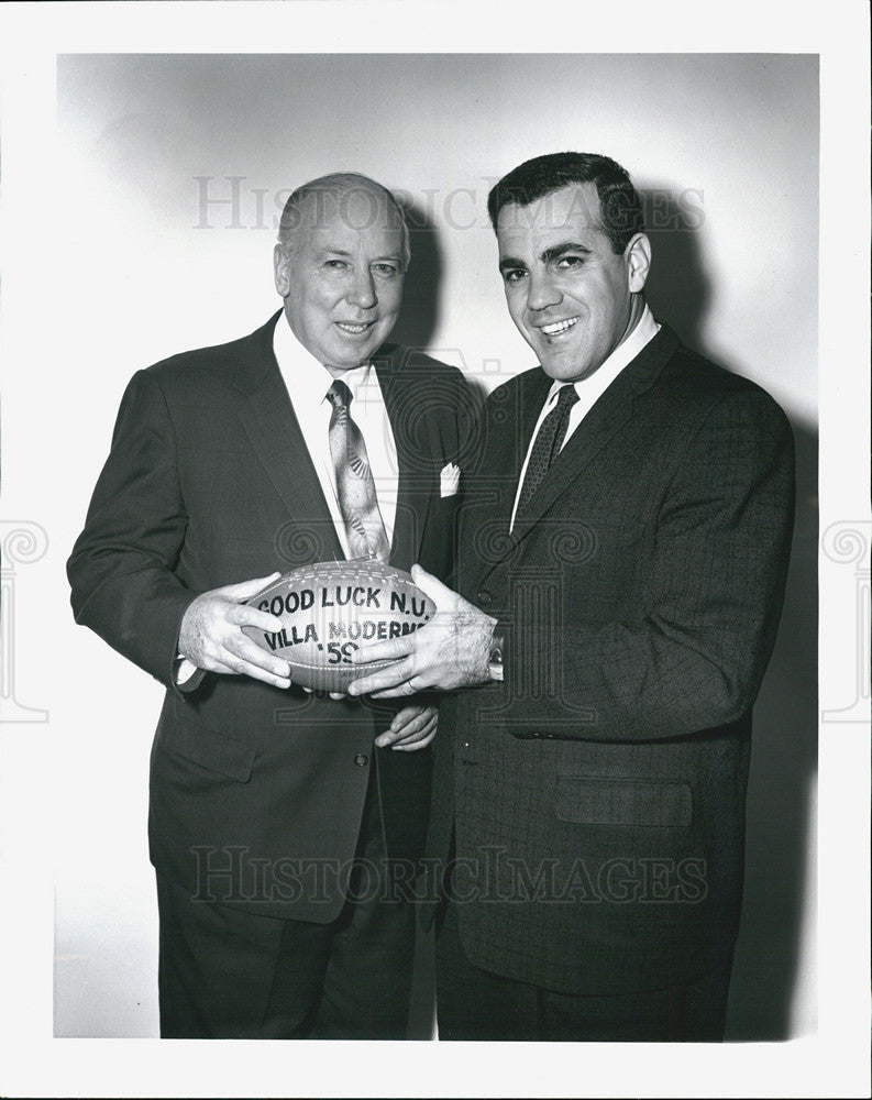 1959 Press Photo Pat Miller Ara Parseghian - Historic Images