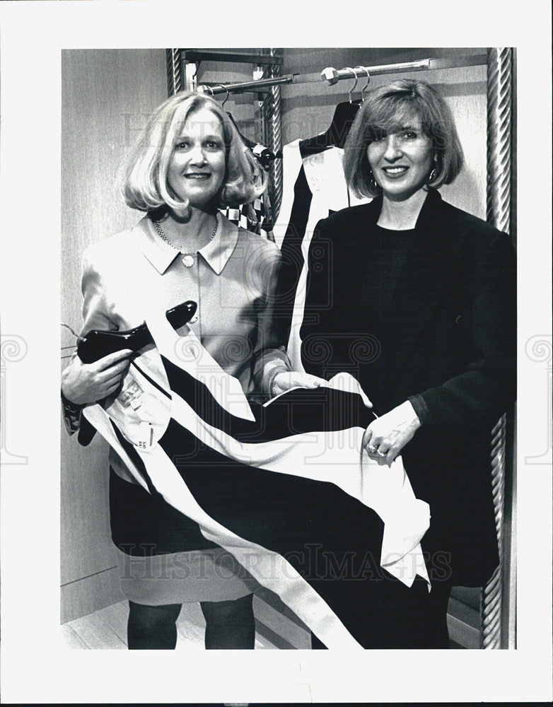 1991 Press Photo Nicole Miller Designer Gayle Hanley Henry Bendel&#39;s Reception - Historic Images