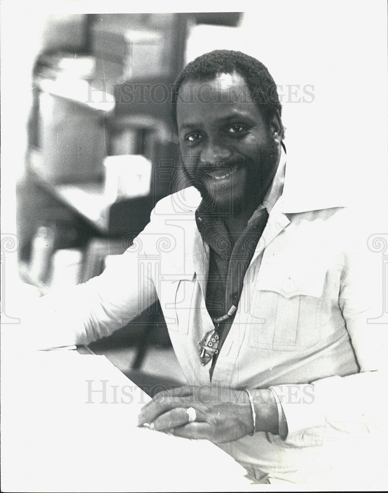 1981 Press Photo Robert T. Starks, political science teacher - Historic Images