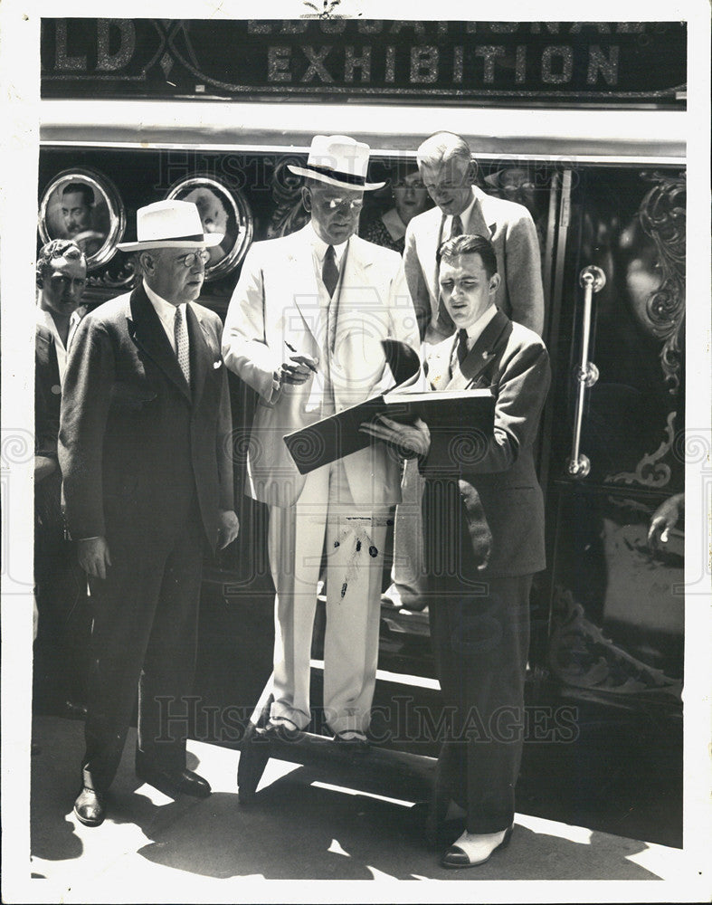 1935 Press Photo Pictured are Robert Dunham and Russ Stewart. - Historic Images