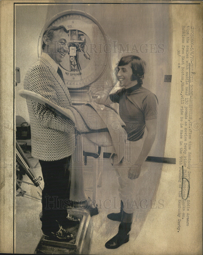 1972 Press Photo Eddie Arcaro with novice Derby rider  Phil Rubbicco - Historic Images