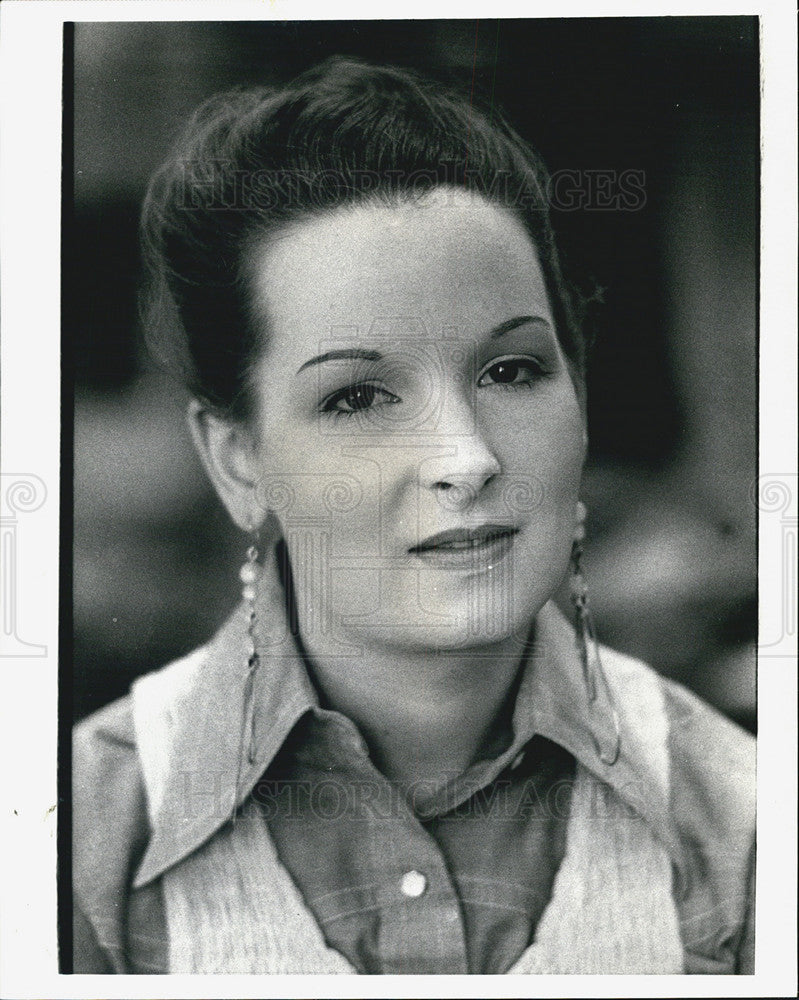 1972 Press Photo Ms. Kathy Powell, subject of CTA attack - Historic Images