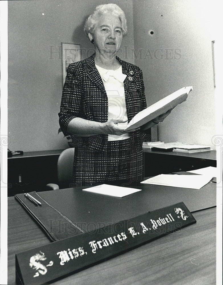 1966 Press Photo Frances Powell Director of Nursing service and Education. - Historic Images