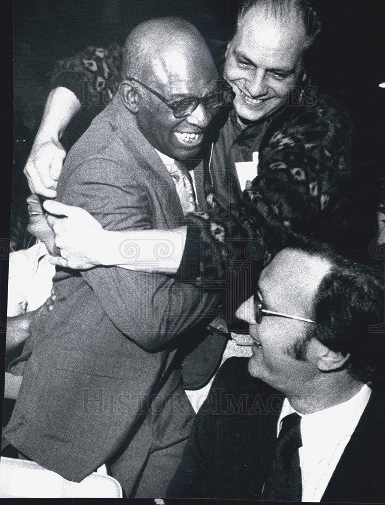 1974 Press Photo James Powell Won $300,000 - Historic Images