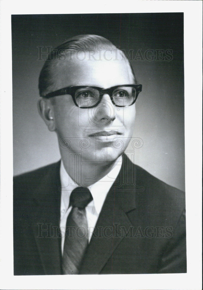 1968 Press Photo T. E. Ronay. Vice President of Marbon Chemical Division - Historic Images