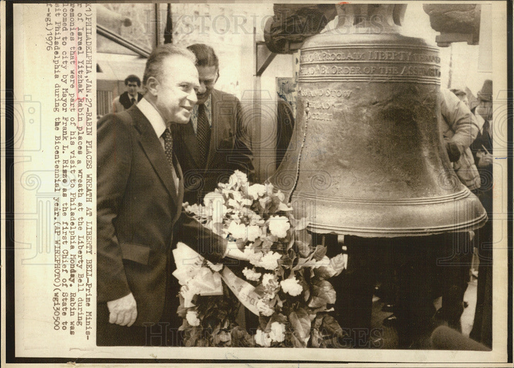 1976 Press Photo Israeli Prime Minister Rabin at Liberty Bell - Historic Images