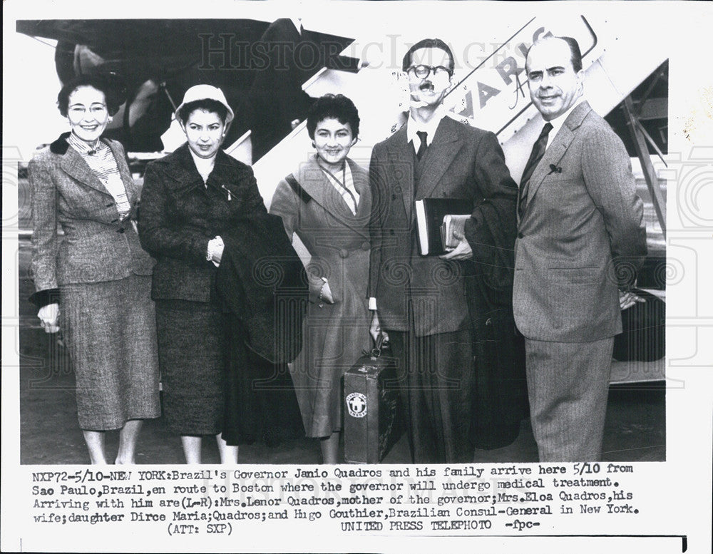 1965 Press Photo Brazils Governor Janio Quadros and family arrive via flight - Historic Images